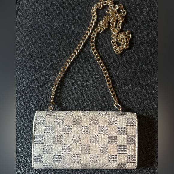 Louis Vuitton Long Wallet in a Chain / Ivory Damier / Retrofitted! - Picture 3 of 12